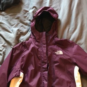 Hard shell raincoat